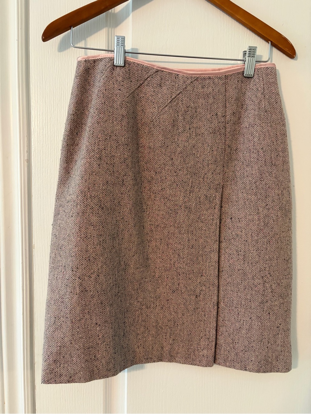 Women's Pink Tweed Pencil Skirt
